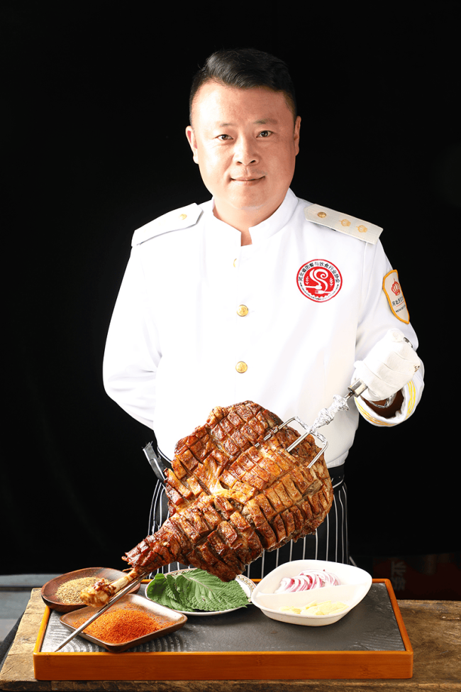 政协丰宁县第九届委员 非遗烹饪技艺传承人刘磊